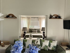 1 bedroom, desk, iron/ironing board, free WiFi