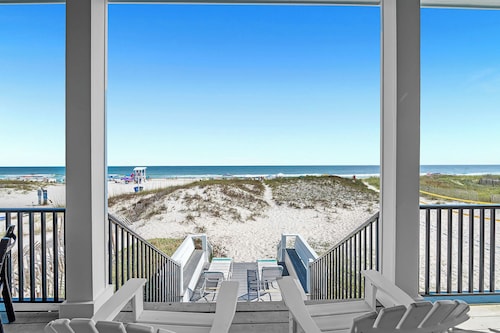 You'll love Seafoam! Beachfront. Pool. 6 BR, sleeps 18. Nice.