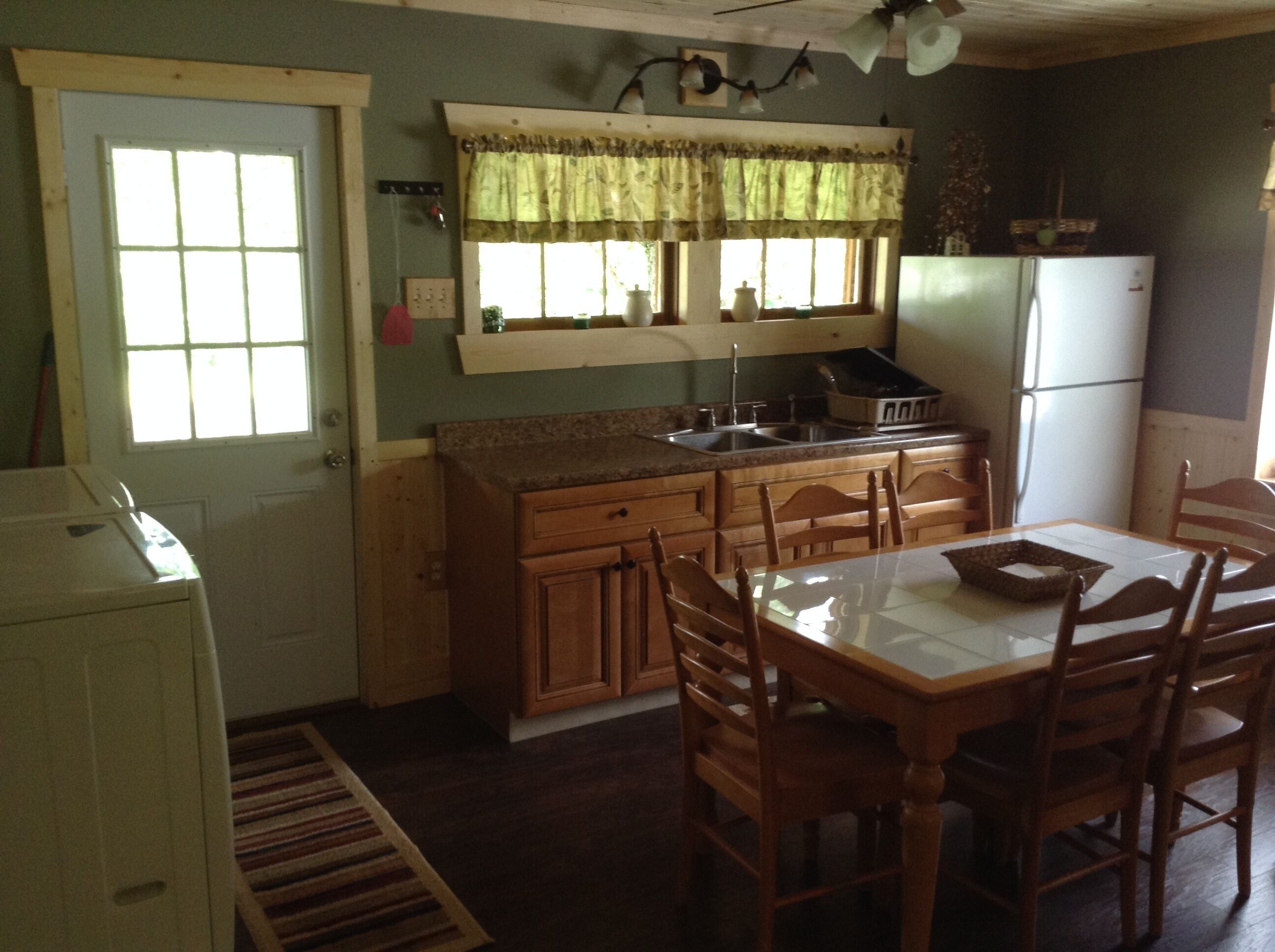 Fern Creek Cabins @ New River Gorge, Secluded, White Water, Hiking, Hot Tub.