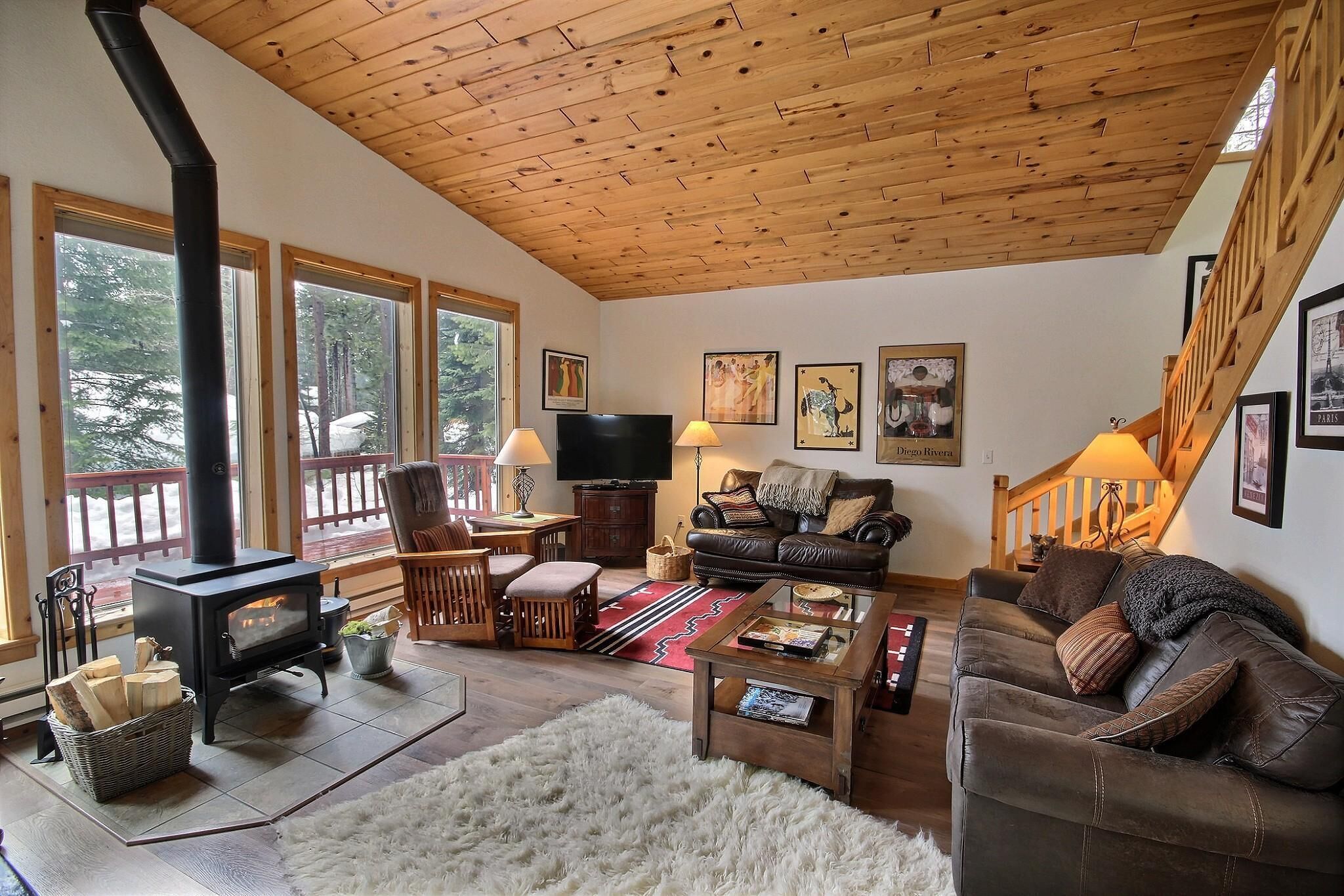 Cottage in the Pines - Fantastic 3 bedroom home in McCall