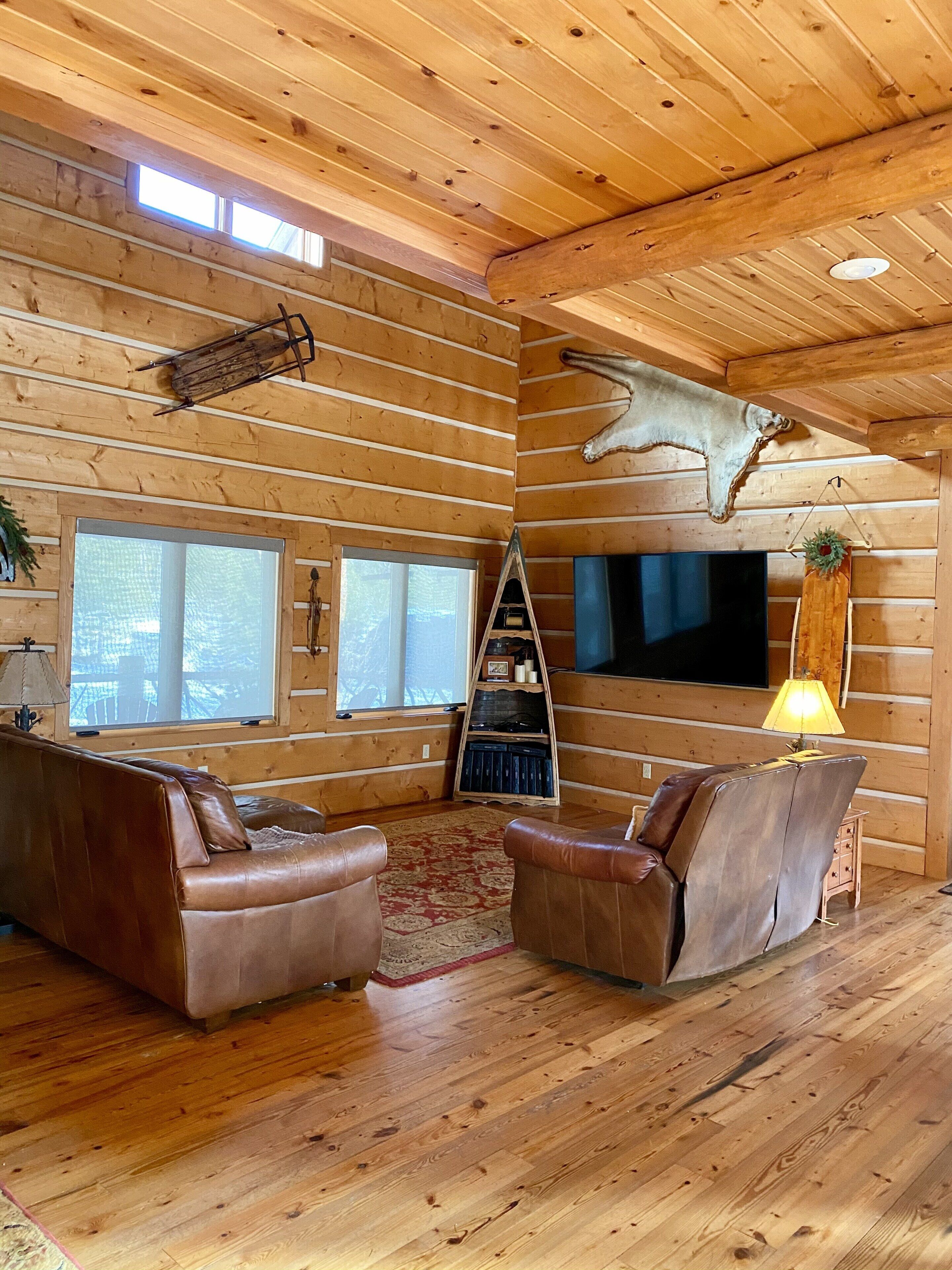 “Altitude Adjustment” Beautiful Rocky Mountain Getaway!