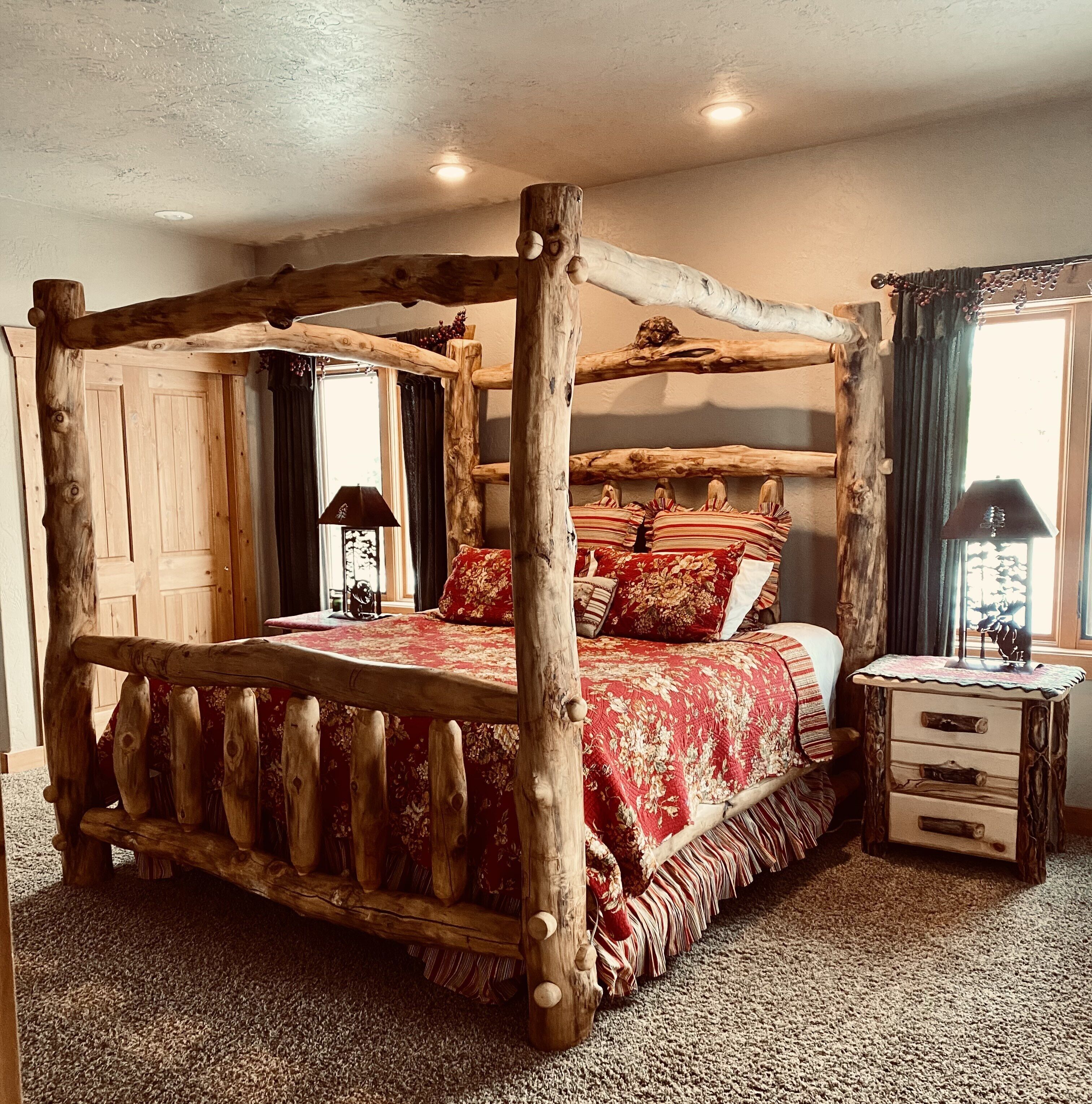 “Altitude Adjustment” Beautiful Rocky Mountain Getaway!