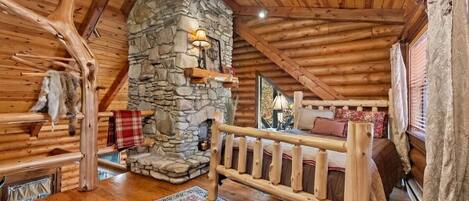 2 soverom, strykejern/-brett, wi-fi og sengetøy