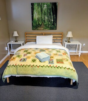 4 chambres, fer et planche à repasser, Wi-Fi gratuit, draps fournis