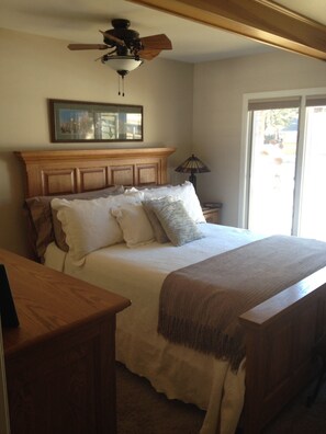 4 chambres, fer et planche à repasser, lit parapluie, Wi-Fi gratuit