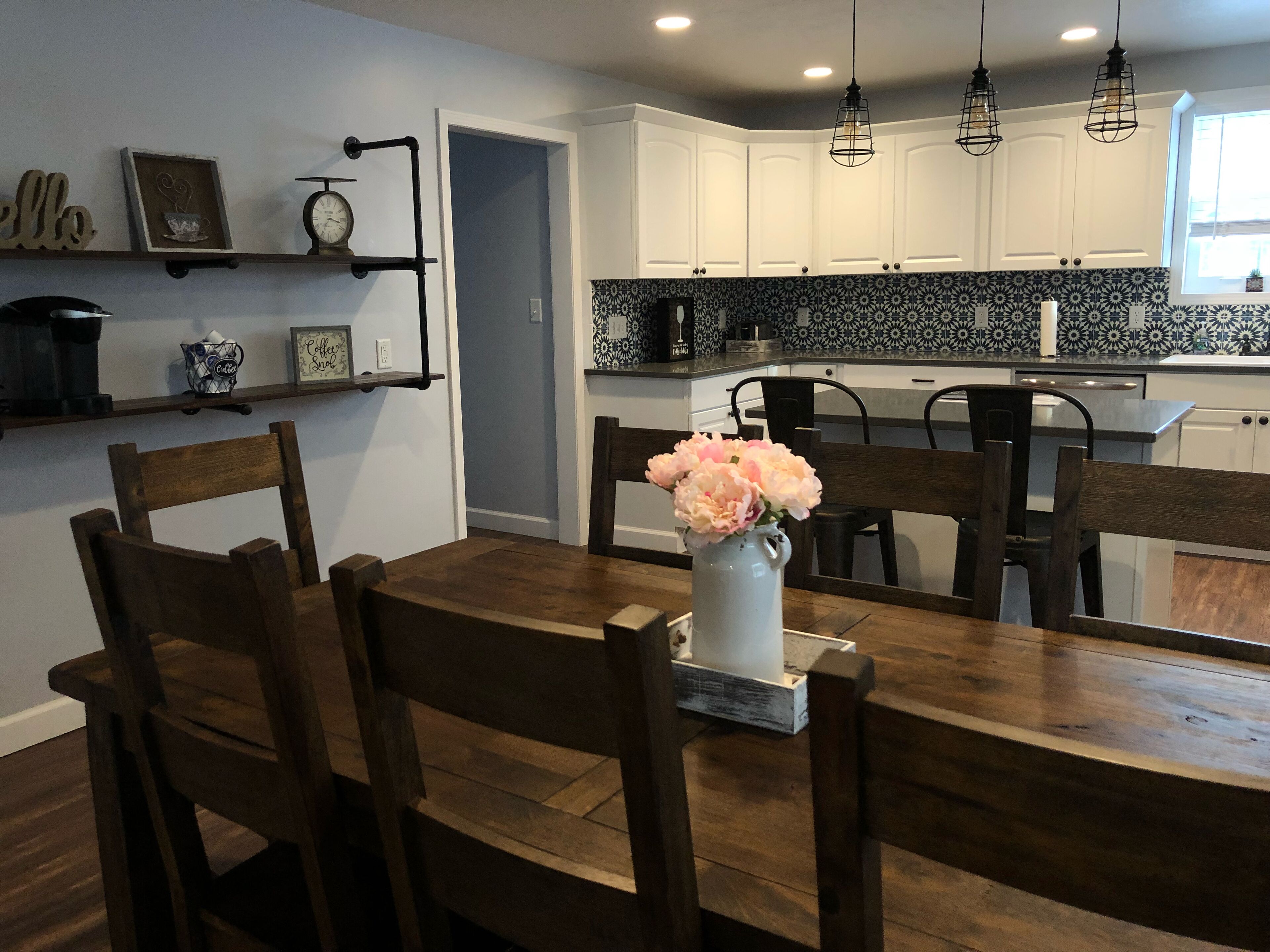 ***NEW*** 3 Story House Directly On GOTL Strip!!