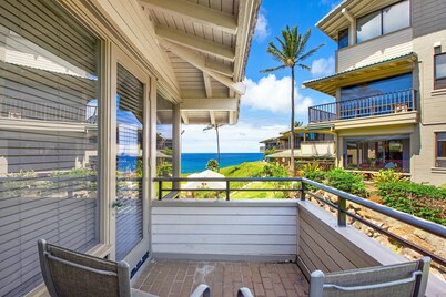 AVAILABLE Now thru 2/13; REDUCED $; Nice OCEAN FRONT Bay Villa- (25 G-5) ~ Platinum Maui Vacations