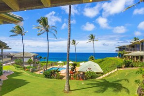 Exterior - June & July SUPER SPECIAL! ~ OCEAN FRONT Bay Villa- 25 G-5 ~ Platinum Maui Vacations (Lahaina)