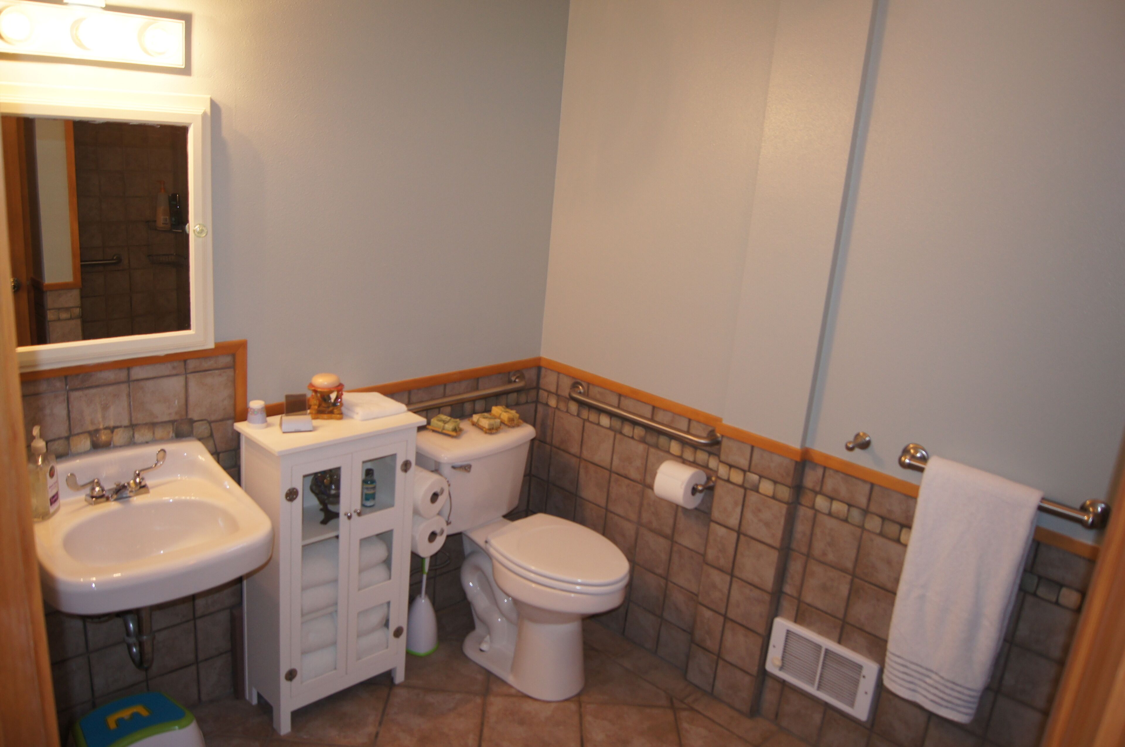 Cute West Seattle Cottage 