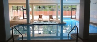 Silver Creek 2 BR Condo, No Cleaning Fees, A/C, Pool/Hot Tub