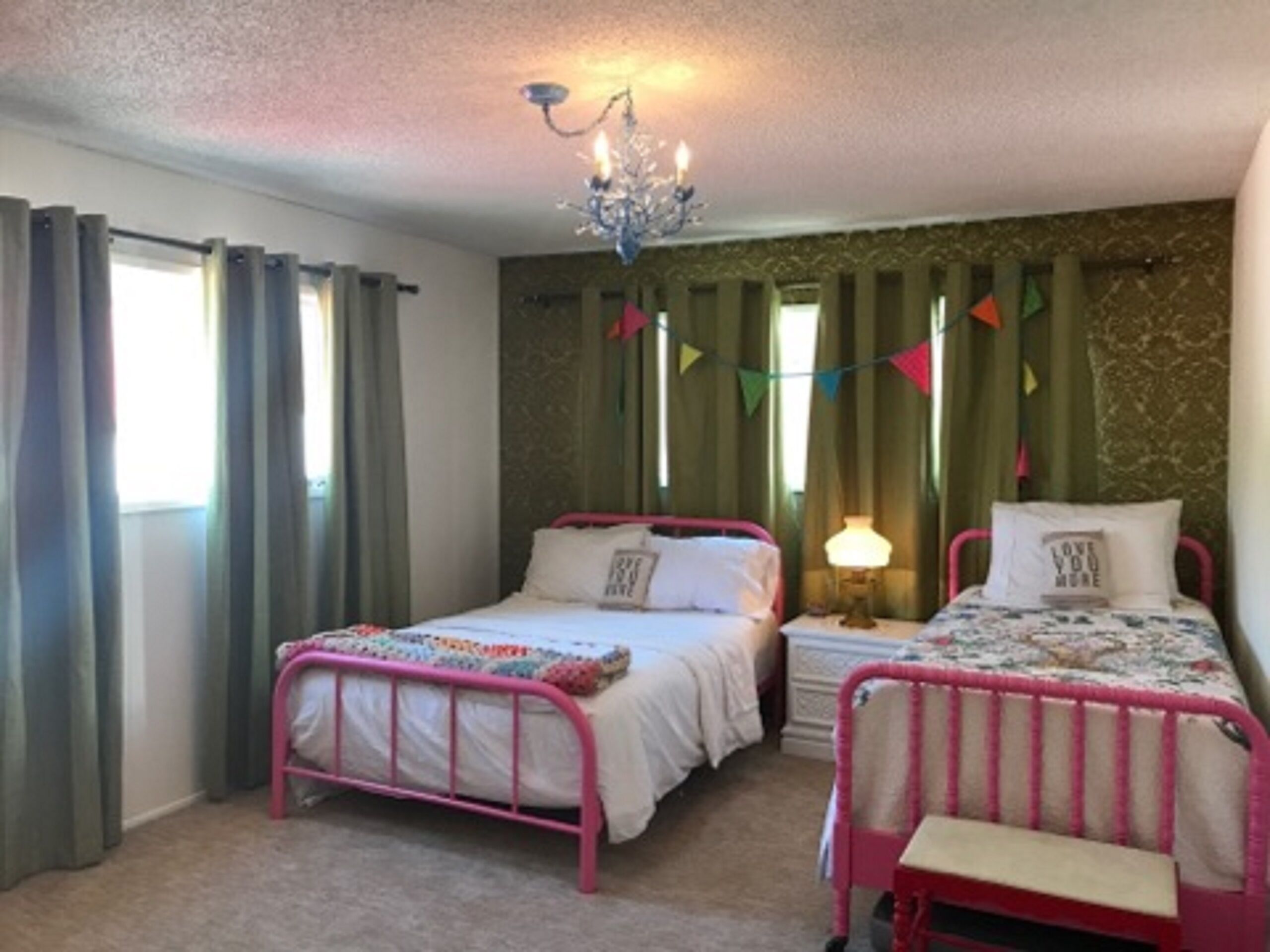 Amazing Family Retreat In The Heart Of The Silver Valley!