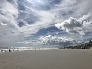 Beach nearby, sun loungers