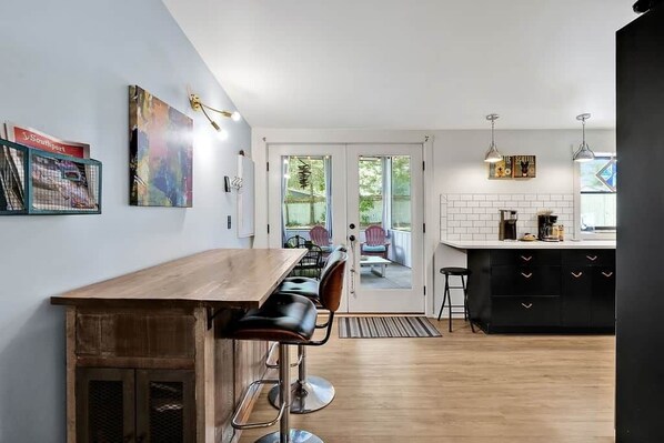 Interior - Anchor House Southport (Southport)