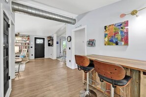 Interior - Anchor House Southport (Southport)