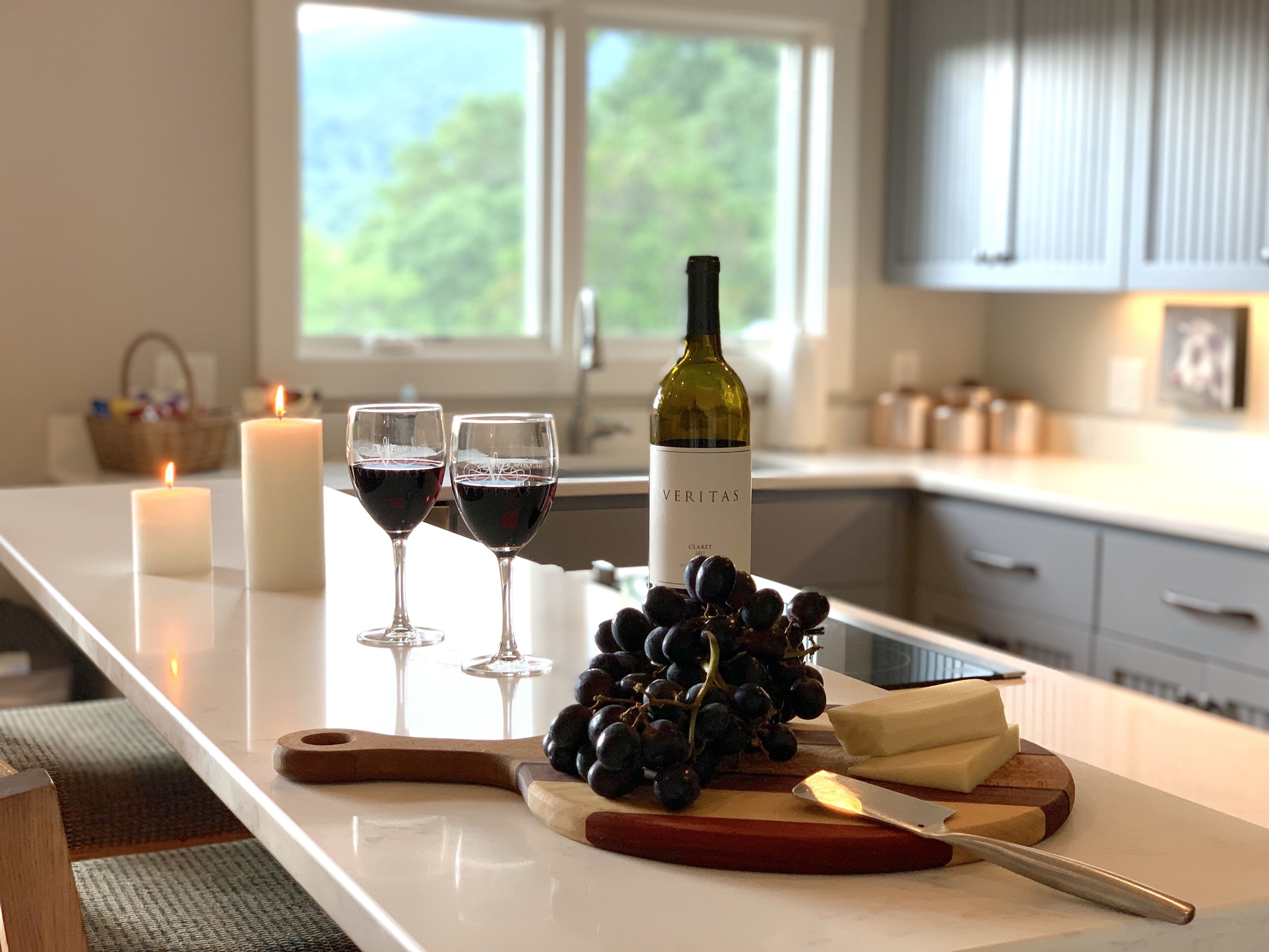 Rockfish Farmhouse - Home In the heart of The Rockfish Valley