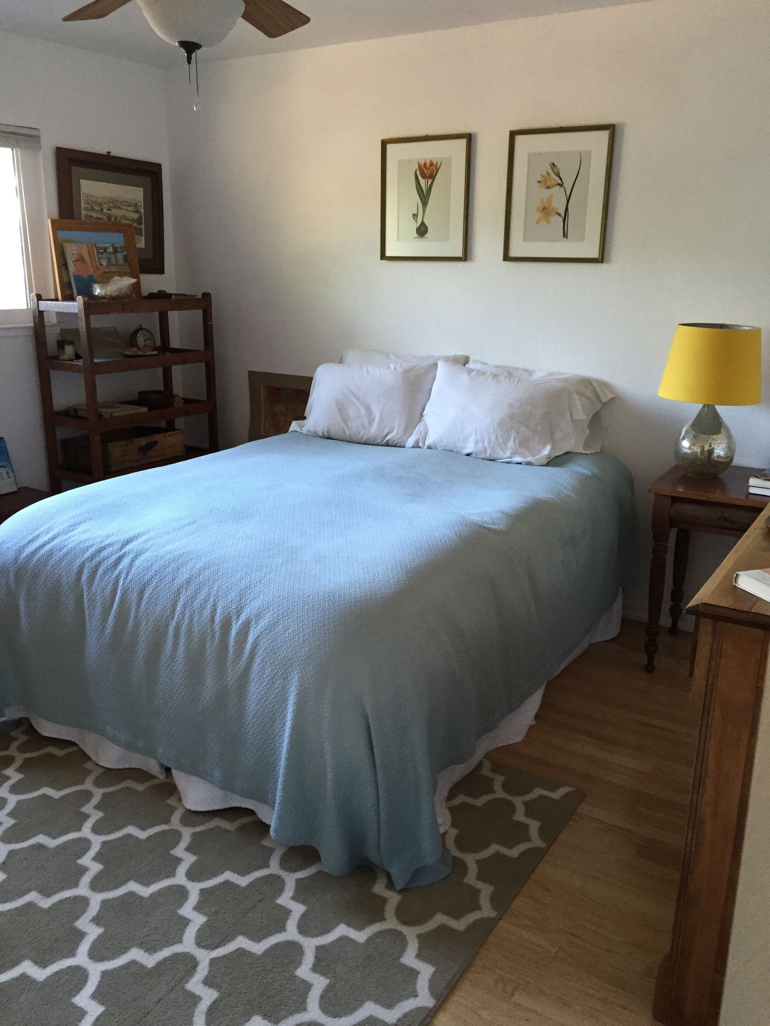 Tranquil Hillside Setting Minutes to the Plaza