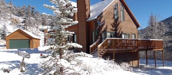 L'ESTATE RESTANTE È IN VENDITA -Spaziosa casa con 4 camere da letto di RMNP & Y