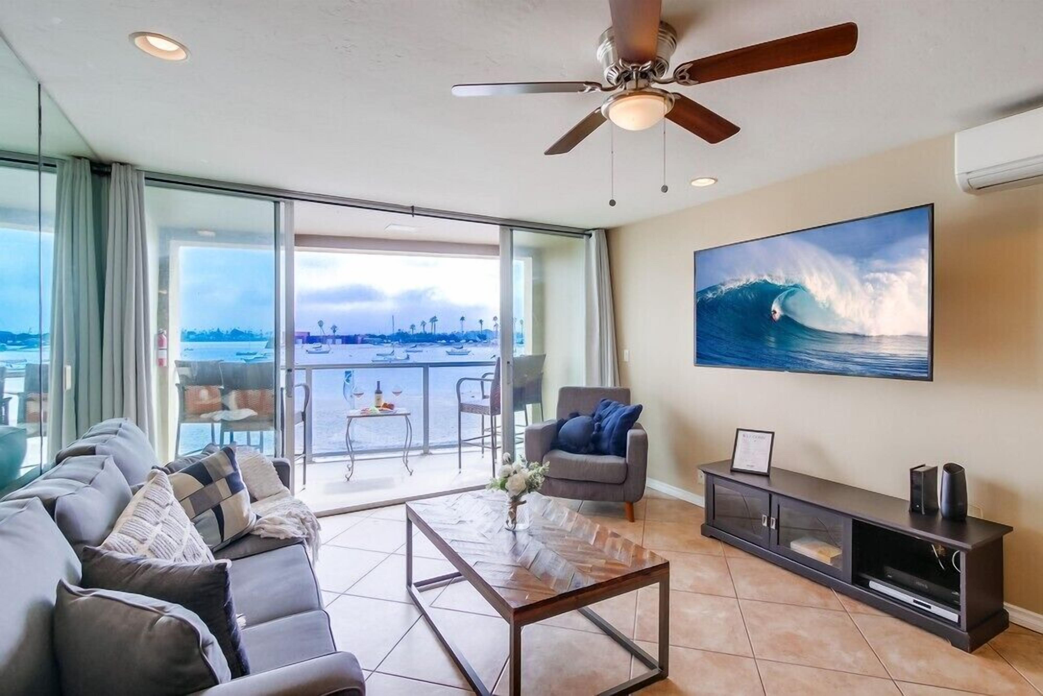 2 Levels of Water Frontage • AC • ❤ of MB