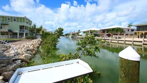 Unclassified image, 4 of 37, button - Marathon 4BR | Pool, Dock & Near Sombrero Beach (Marathon)