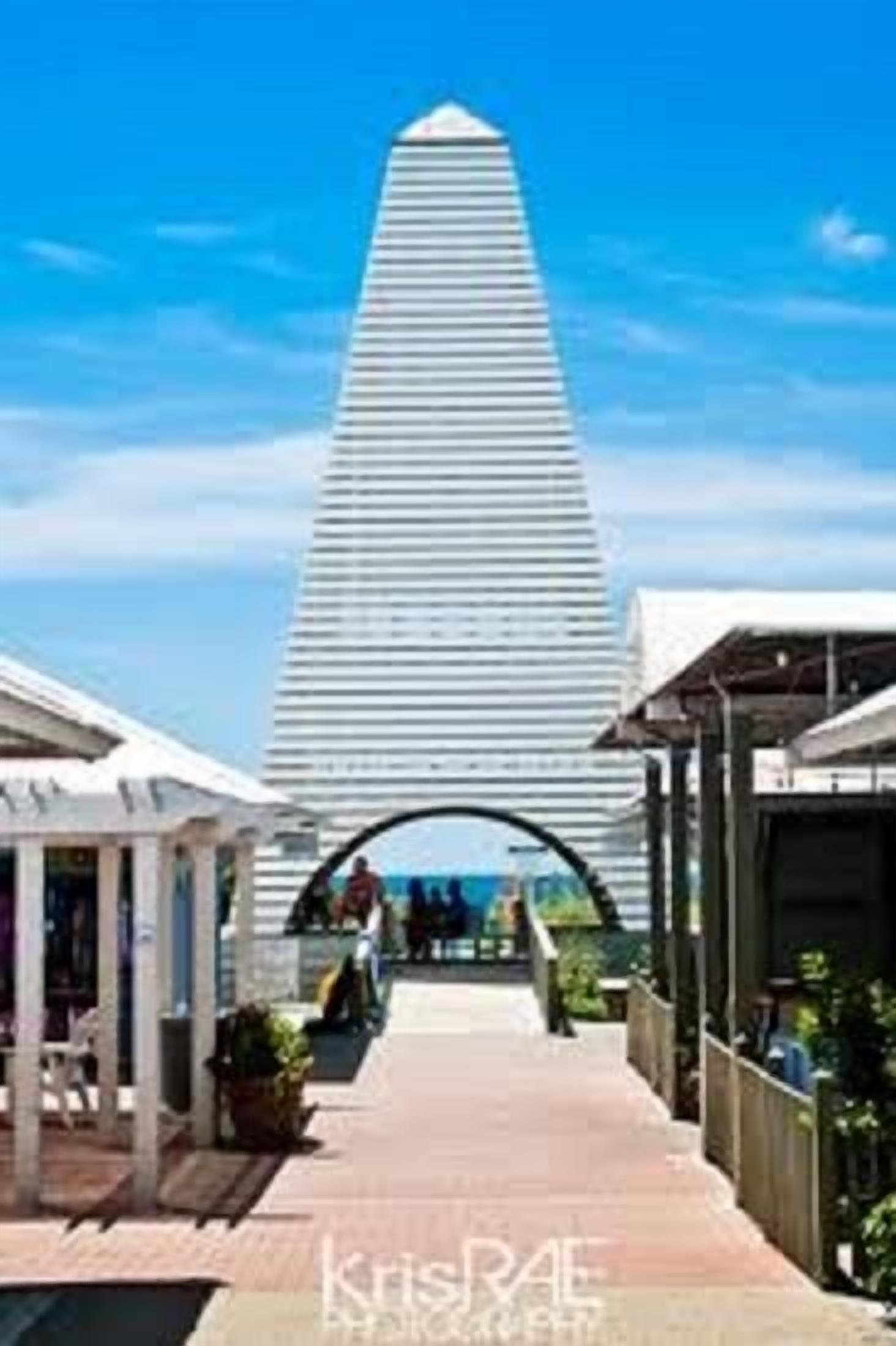 Heart of Seaside sleeps 4 comfortably