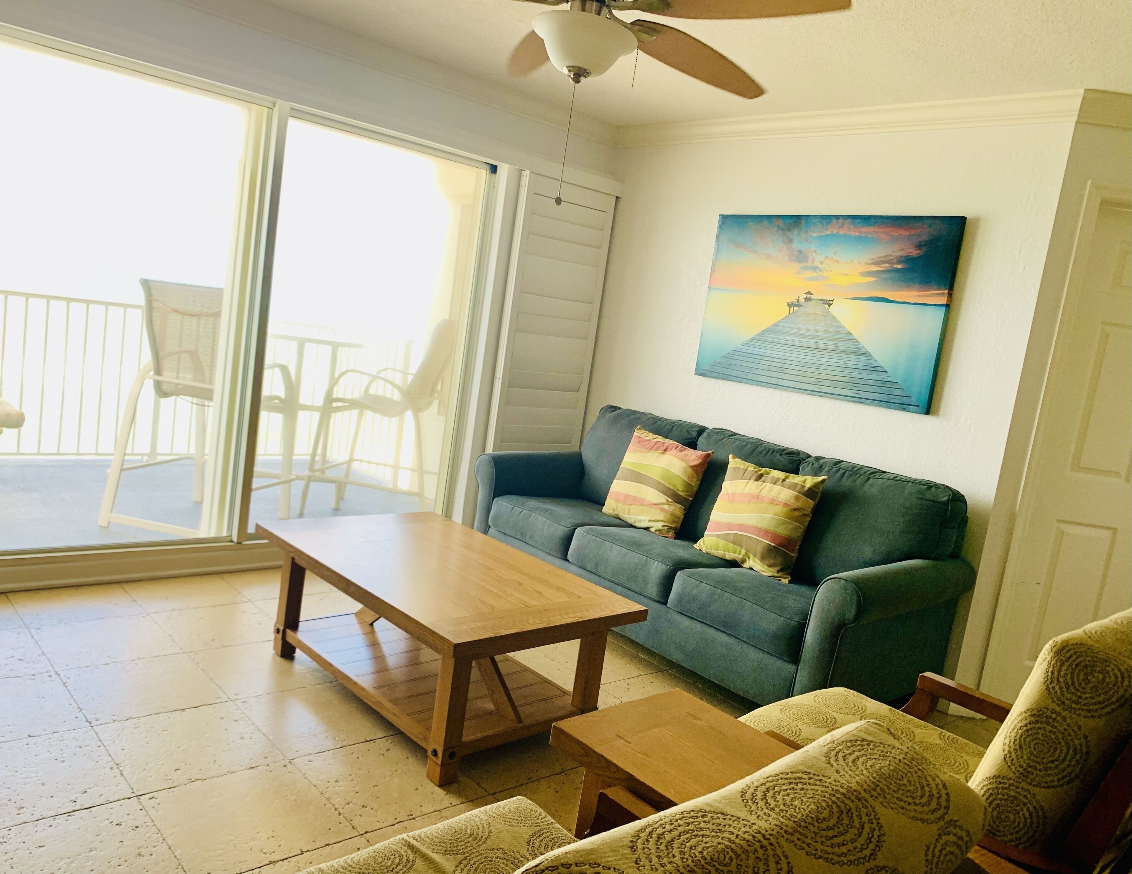 Luxurious 2BD/2BA Direct Beachfront Condo Sleeps 6, Ormond Beach/Dayton
