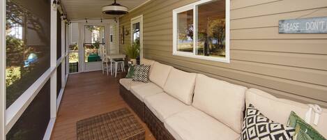 Smart-TV, peis og DVD-spiller