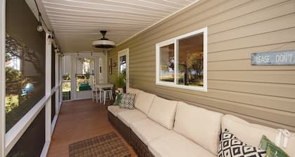 Lakefront loma-asunto yksityisellä veneellä!