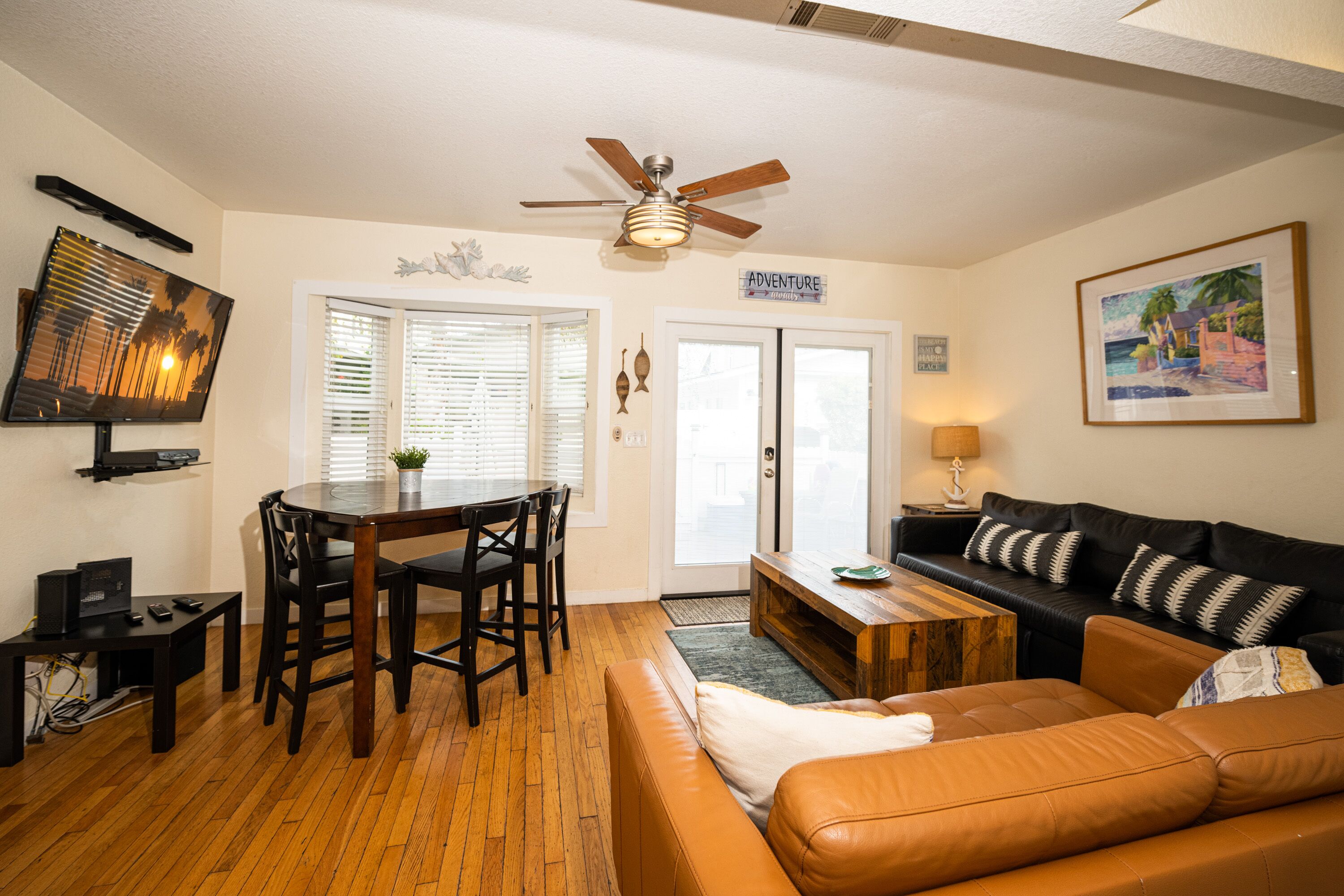 Just Steps To Mission Beach with Parking for 2 cars