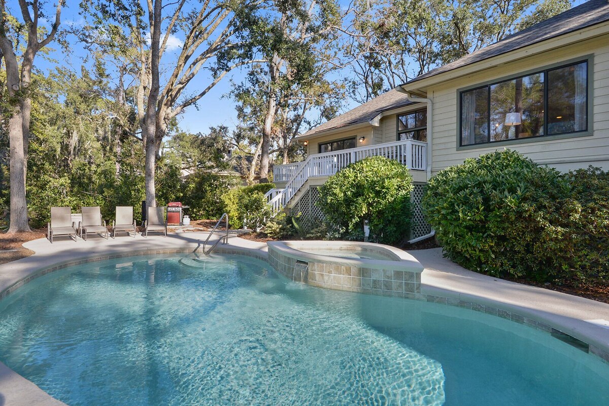 Hilton Head Island, Heated Private Pool, Spa, Dock, .5 Mi walk to Ocean Beach