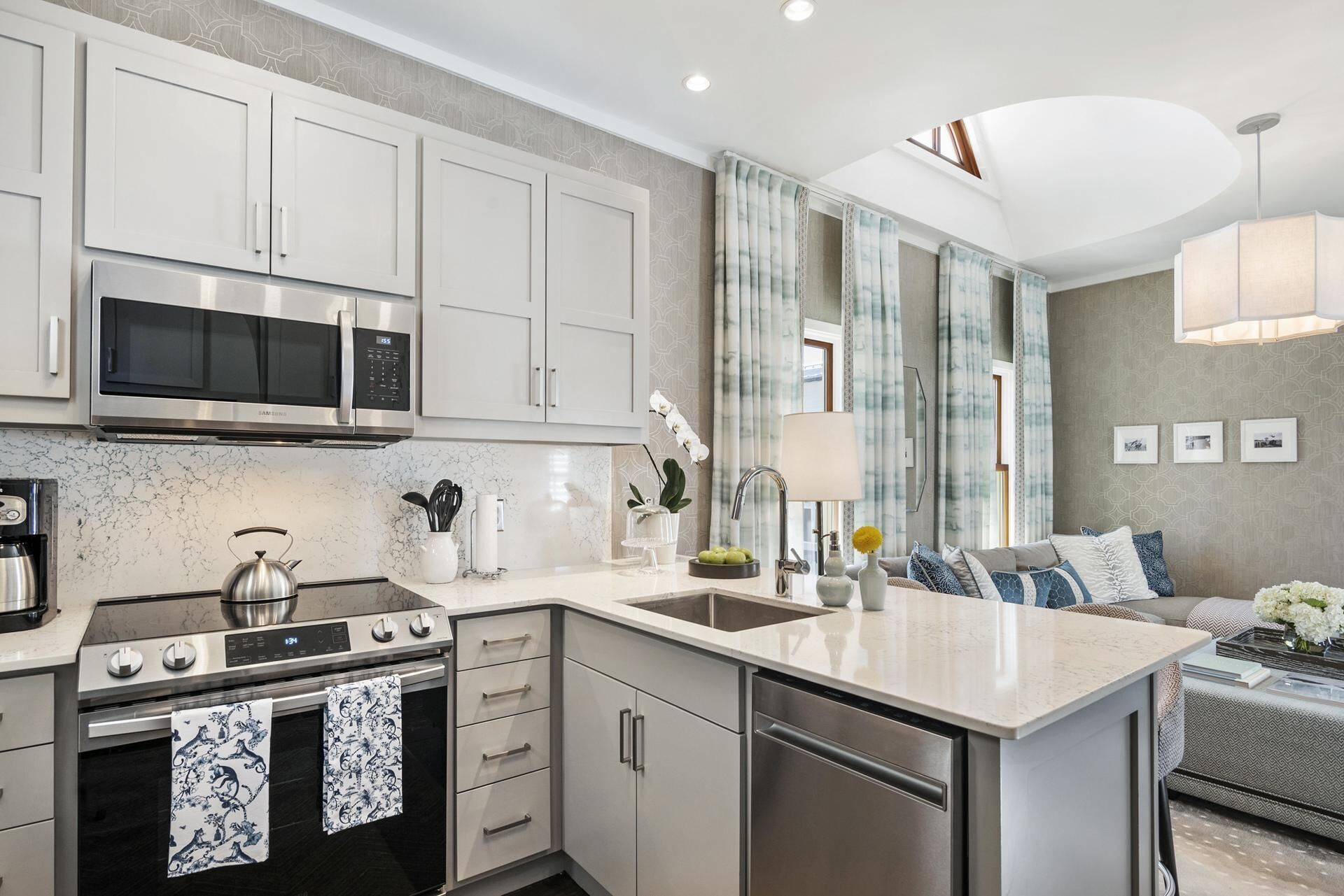 Land and Sea:  Fabulous Carriage House - South of 30A w/ Gulf Views!