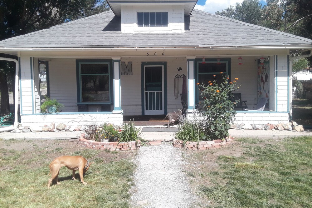 RELAX IN A TRINIDAD ORIGINAL - Private UNIT & YARD//CLOSE TO EVERYTHING