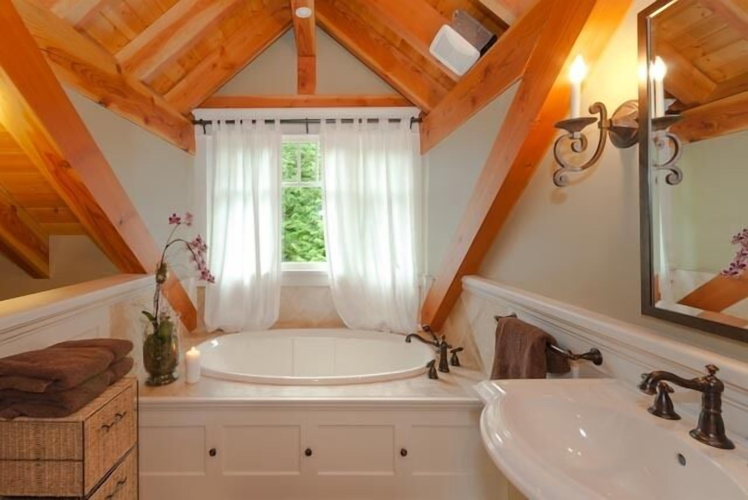 Gorgeous Sunshine Coast Timber Frame Carriage House