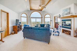 Smart TV, DVD player, table tennis