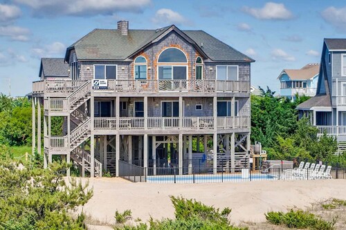 Oceanfront Home with Saltwater Pool, Hot Tub, and Tiki Bar