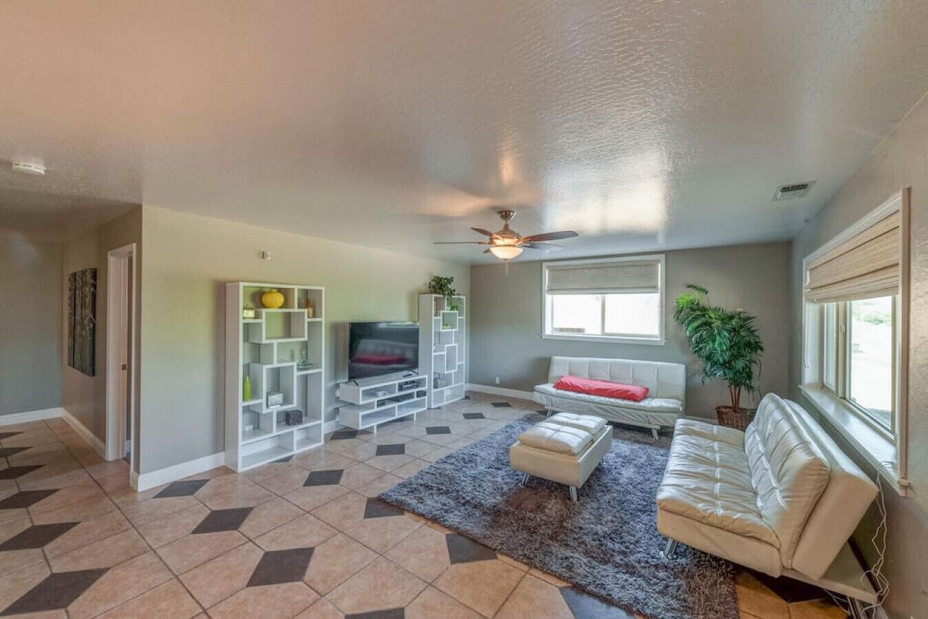 Lake View & Cascading Waterfall Pool