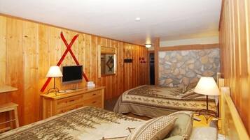 Fer et planche à repasser, Wi-Fi gratuit, draps fournis