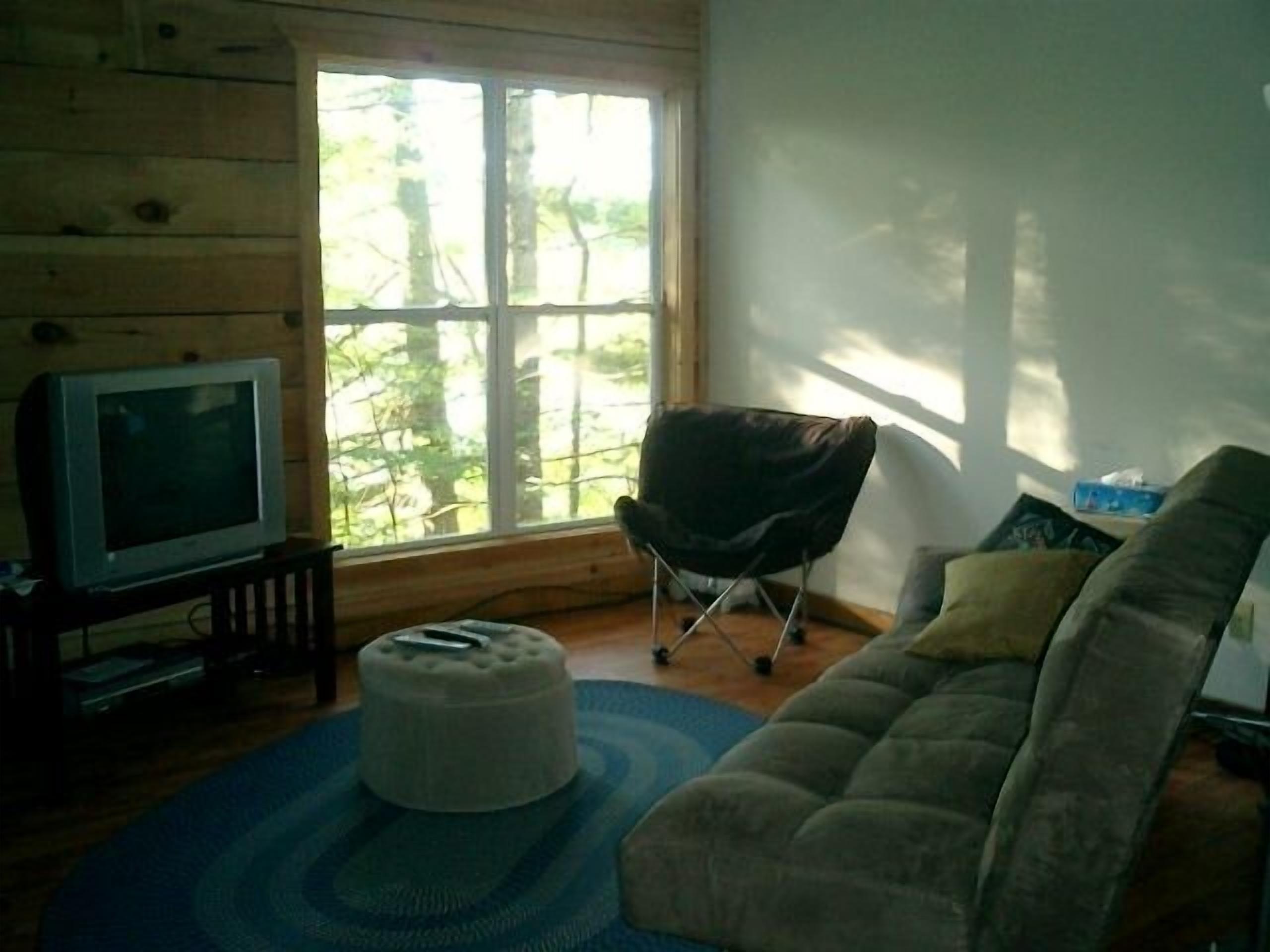 Romantic Lake Retreat- On beautiful, clear Lake Nantahala