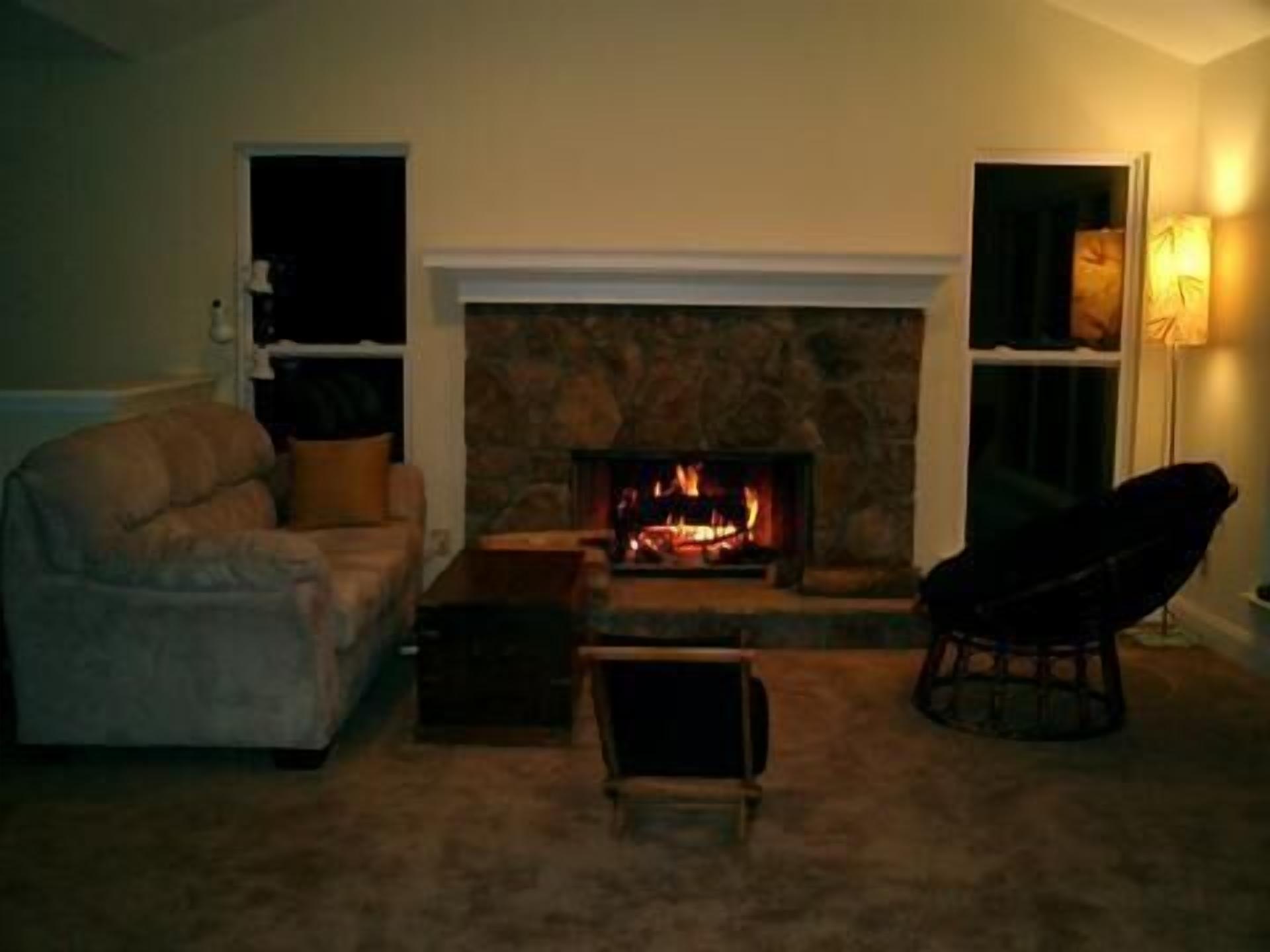 Romantic Lake Retreat- On beautiful, clear Lake Nantahala