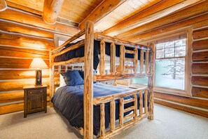 5 Schlafzimmer, Schreibtisch, Reisekinderbett, kostenloses WLAN