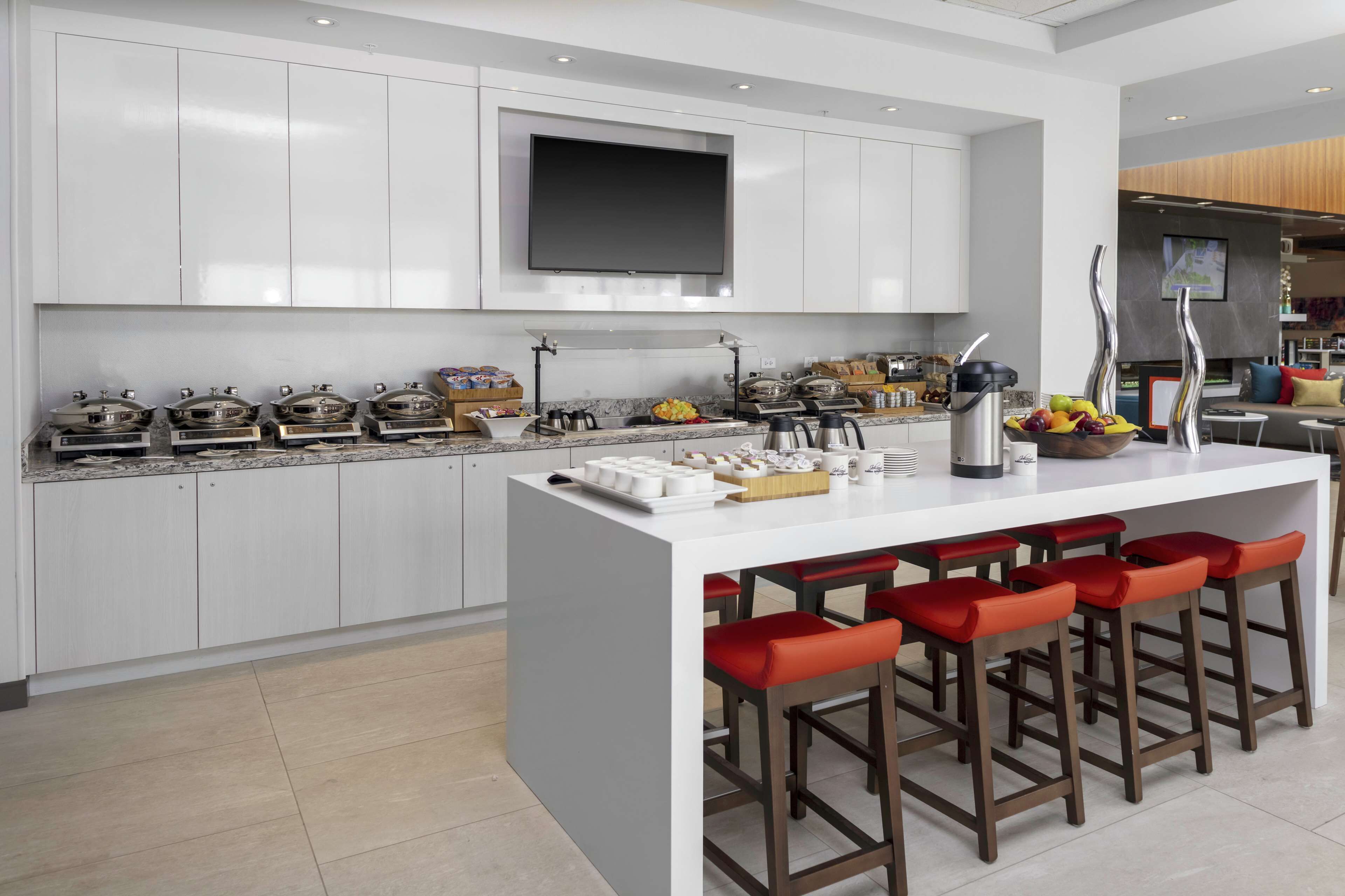 daily continental breakfast (usd 12.95 per person)