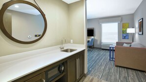 Unclassified image, 5 of 30, button - Hampton Inn & Suites Grandville Grand Rapids South (Grandville)