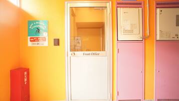 Pintu masuk hartanah