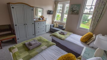 Iron/ironing board, free WiFi, bed sheets