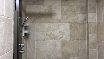 Studio – standard, 1 queensize-seng, ikke-røyk, havutsikt | Dusj på badet
