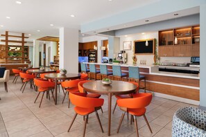 Breakfast served  - EVEN Hotel Alpharetta - Avalon Area by IHG (Alpharetta)