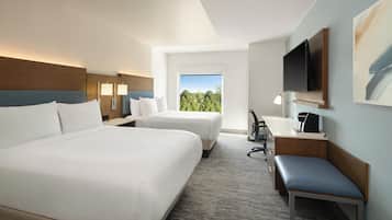 Premium bedding, in-room safe, desk, laptop workspace