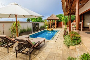 Deluxe Villa, 2 Bedrooms, Sea View | Private pool - Villa Agung (Lembongan Island)