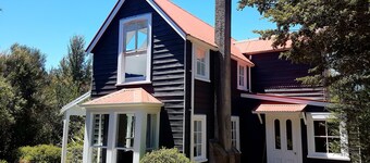 Sunny, Private Cottage in St Arnaud