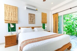 2 bedrooms, premium bedding, iron/ironing board, WiFi