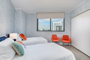 3 chambres, fer et planche à repasser, Wi-Fi, draps fournis